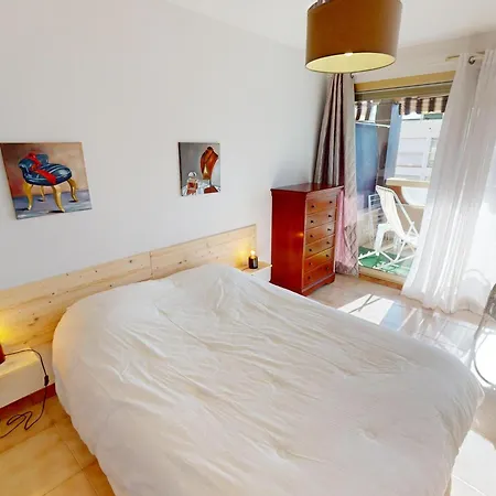 2p Calme Avec Terrasse, Piscine, Parking Et Wifi - Fr-1-196-368 Апартаменти