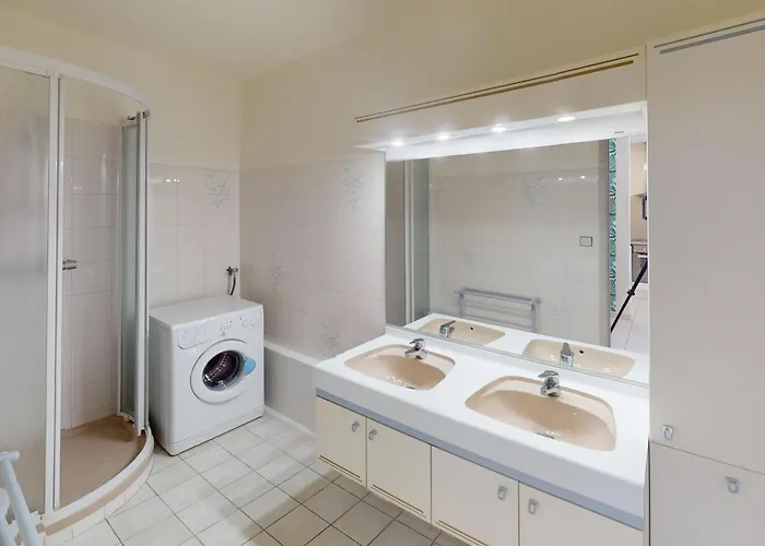 2p Calme Avec Terrasse, Piscine, Parking Et Wifi - Fr-1-196-368 * Menton