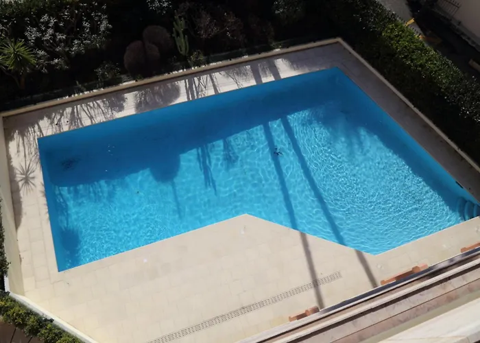 Apartment 2p Calme Avec Terrasse, Piscine, Parking Et Wifi - Fr-1-196-368